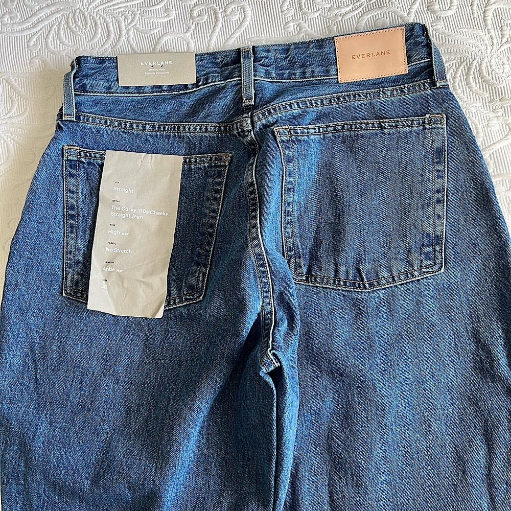 Everlane Straight Fit, The Curvy 90’s Cheeky Ankle Jean sz 30, high rise